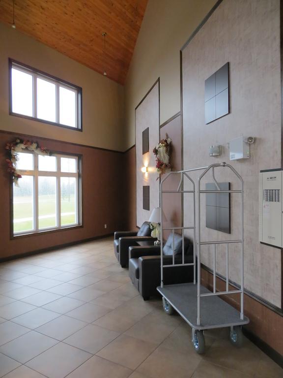 Villegiature Deux Rivieres Resort Tracadie Exterior photo