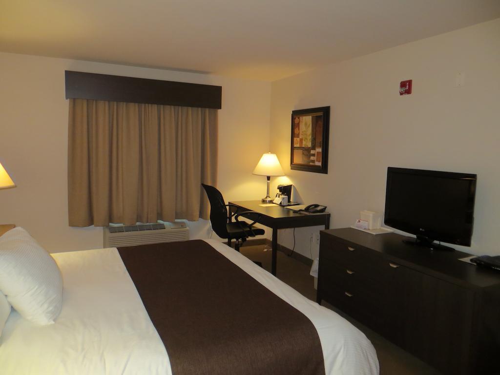 Villegiature Deux Rivieres Resort Tracadie Room photo
