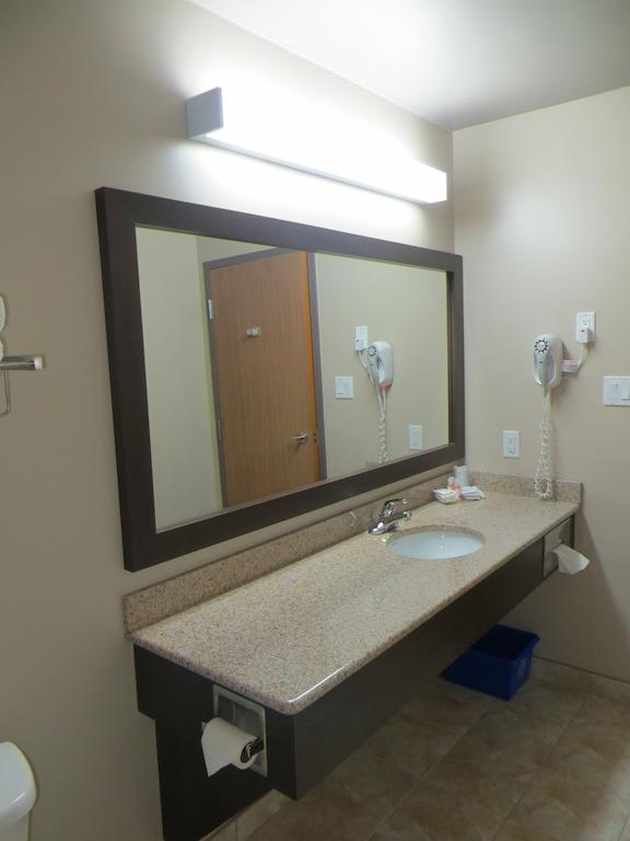 Villegiature Deux Rivieres Resort Tracadie Room photo