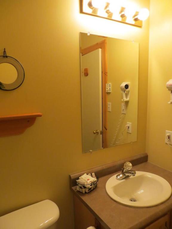 Villegiature Deux Rivieres Resort Tracadie Room photo
