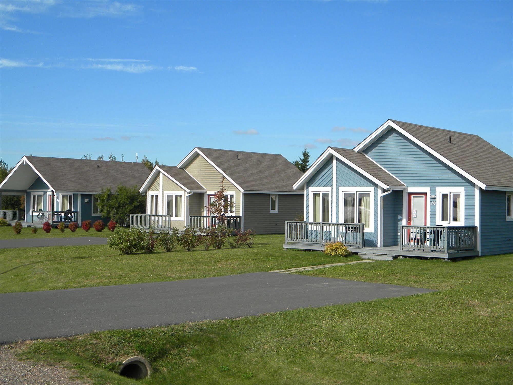 Villegiature Deux Rivieres Resort Tracadie Exterior photo